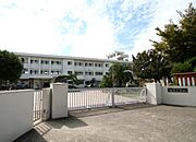 垣生小学校　1300ｍ（徒歩17分）