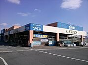 ダイキ丸亀店1、596ｍ 徒歩20分