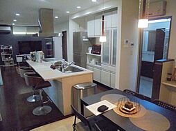 仲多度郡琴平町榎井 一戸建 5LDKのリビング/ダイニング