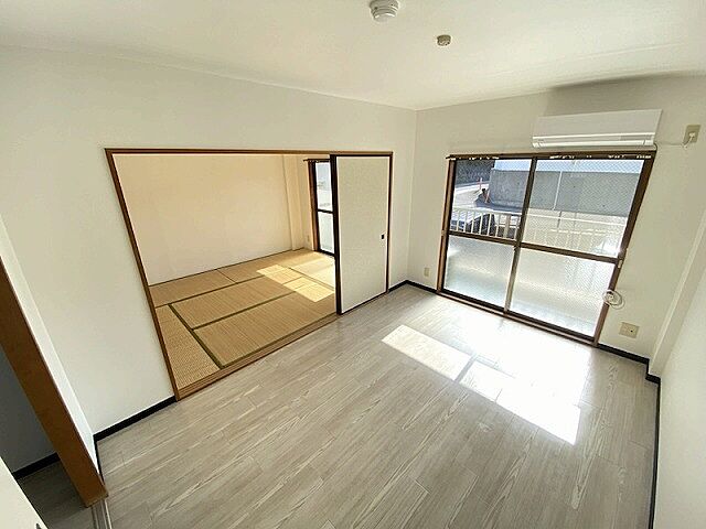 寝室