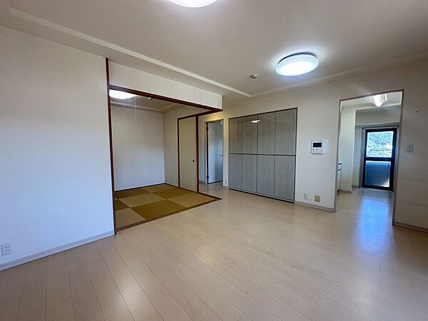 室内を拡大表示