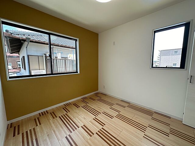 室内 高知市百石町2丁目14