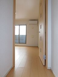 サラマンダー 2階1LDKのリビング/ダイニング