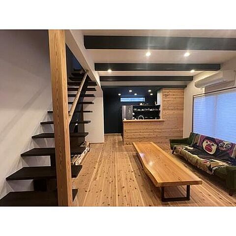 リビング/ダイニング 今治市郷新屋敷町5丁目