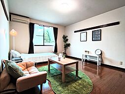 フレンディKAZ 207 2階1Kのリビング/ダイニング