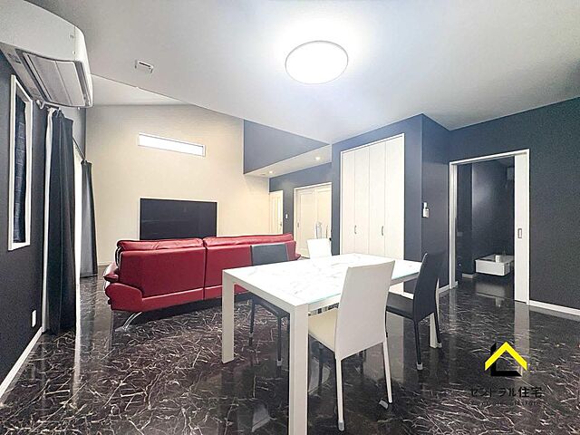 リビング/ダイニング 宮崎市田野町あけぼの4丁目