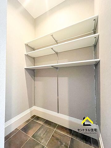 収納 宮崎市佐土原町下田島