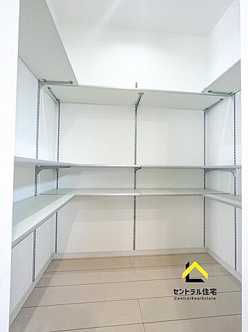 収納 宮崎市佐土原町下田島