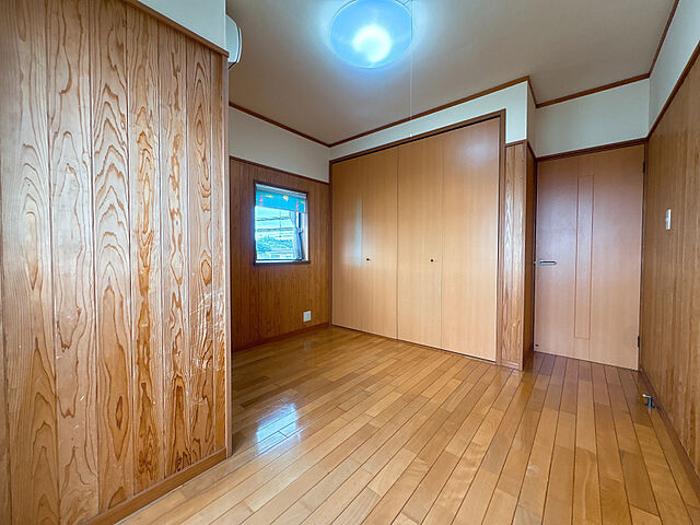 室内 宮崎市小松台東3丁目13-33