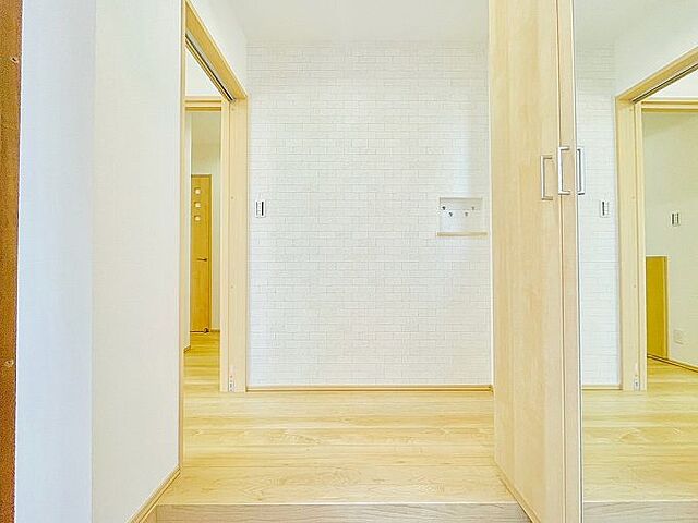 玄関 宮崎市佐土原町下田島11620-1【第4下田島平松モデル5号地】