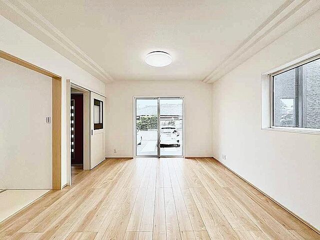 リビング/ダイニング 宮崎市佐土原町下田島11620-1【第4下田島平松モデル3号地】