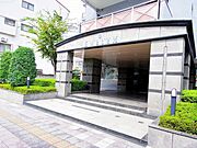 市内中心部へのアクセス良好♪バス停まで徒歩約1分♪松山市駅や東温市方面へ行きやすい路線です♪