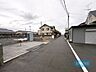 その他：前面道路の幅は約4ｍ。車の通り抜けが少なく、落ち着いた環境でお車の出し入れもゆっくり行えます。