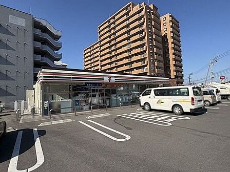 セブン-イレブン 松山姫原3丁目店 29m