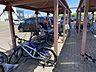 その他：【駐輪場】屋根付きのスペースがあるため、雨から自転車を保護できます。