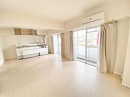 とさでん交通桟橋線 桟橋通四丁目駅 徒歩4分