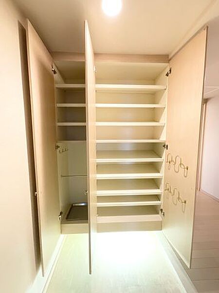 収納