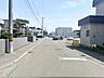 外観：【現地写真】市街地が近く、駅まで徒歩約10分の便利な角地です。