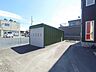 駐車場：【駐車場】車庫+青空2台の計3台分の駐車スペースを確保。買物施設が徒歩圏で日々の買い出しも楽々。