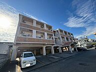 沖縄県沖縄市美原1丁目15番地：物件画像／株式会社サード