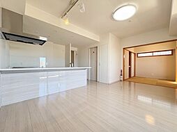 アーバンパレット港川学園通り