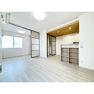 リビング/ダイニング