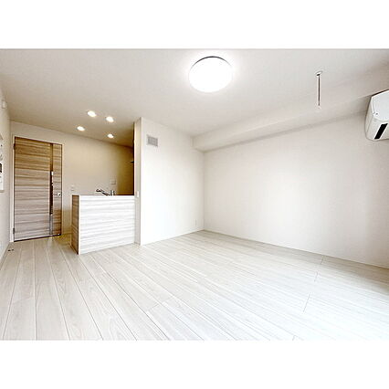 グランディオA_内装_0