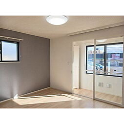 メルスィ 101 1階1Kのリビング/ダイニング