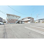 ゆったりとした敷地が魅力