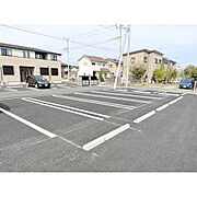 駐車のしやすい区画配置です