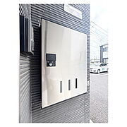 大きめのポストは各部屋にあります