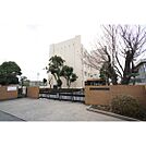 中学校「水戸市立緑岡中学校まで1500ｍ」水戸市立緑岡中学校