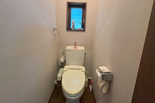 トイレを拡大表示