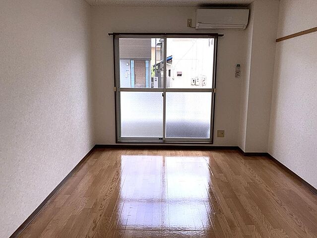 寝室