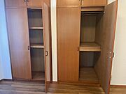 個室の収納です。