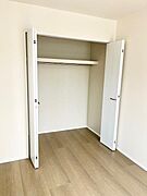 ★すべてのお部屋にはクローゼットが付いているのでお部屋が広く使えます！現地で体感してみてください♪