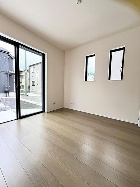 洋室を拡大表示