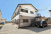 リフォーム、ルームクリーニング施工済みで即日入居可能な物件です。エアコン、照明器具も付いています。
