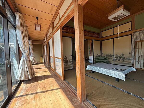 室内