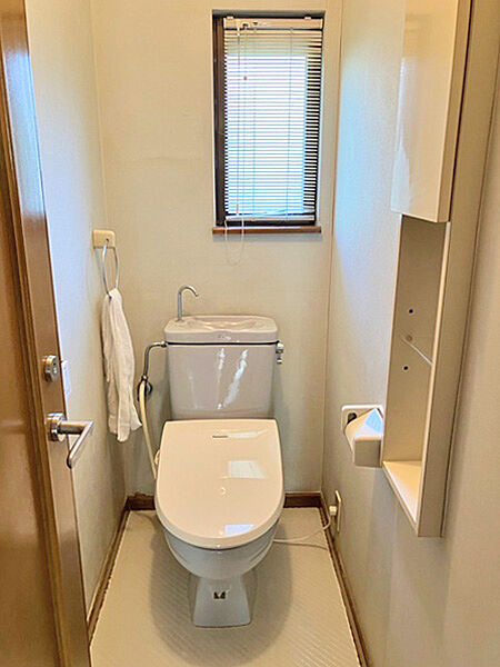 トイレを拡大表示