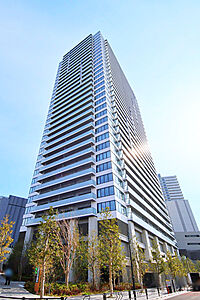 外観:地上33階建、総戸数367戸のビッグコミュニティ 26階 北東向き・3LDKタイプ 外観:地上33階建、総戸数367戸のビッグコミュニティ 26階 北東向き・3LDKタイプ