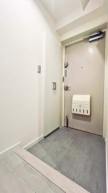 家族の靴をたっぷり収納できる大型シューズボックス