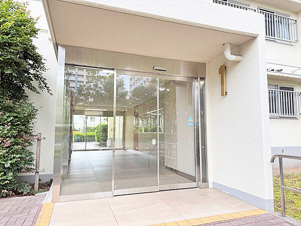 エントランスを拡大表示