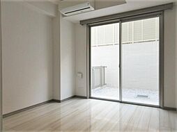 クレストハウス小石川 1階1LDKのリビング/ダイニング