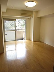 ハイライフ三田 4階ワンルームの室内