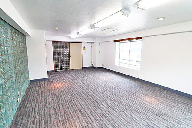 リビング/ダイニング 興亜第二マンション 7階/-