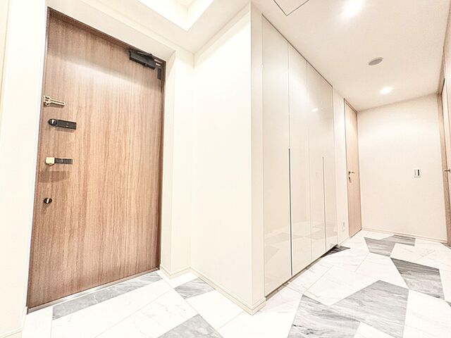 玄関 ザ・パークハウスグラン三番町26 4階/-
