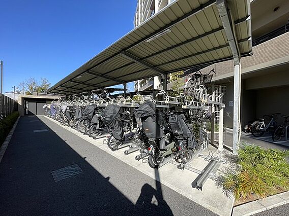 屋外駐輪場