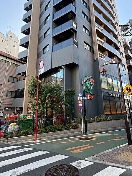 ライフ本郷三丁目駅前店(約470m)