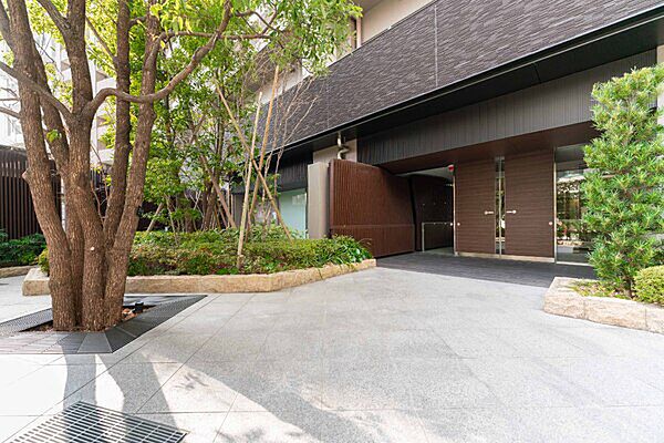 エントランスを拡大表示